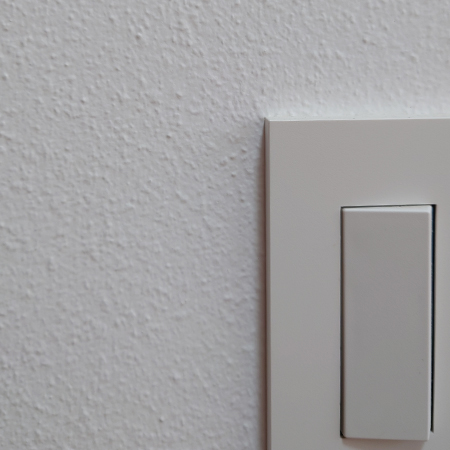 ルナファーザーと神保電機スイッチの施工例